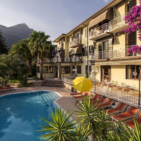 Hotel Sorriso トスコラーノ・マデルノ エクステリア 写真
